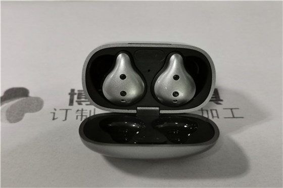 博騰納藍(lán)牙耳機(jī)模具廠——12道質(zhì)檢工序，只為出品精致外觀